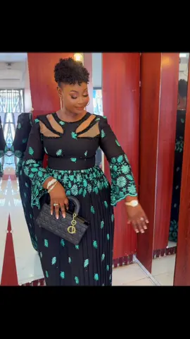 Brodé bye @Maria Bath Boutique 👗👸✨⚽ +223@😍76😍76😍76😍74 Couture@ChosenOne Couture +223🧡92🧡99🧡99🧡12 Maquillage @Daouda Mkp ❤️💄 00 223🥰77🥰68🥰73🥰82