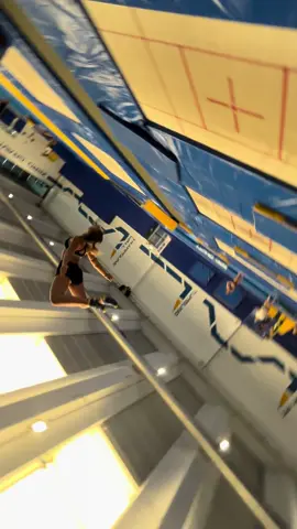 upside down  #zerogravity #trampoline #trendingsound 
