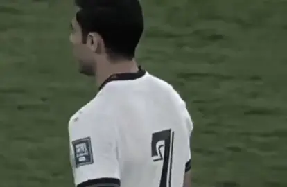 شايب تكلي؟#علي يوسف#المنتخب_العراقي #العراق #الشعب_الصيني_ماله_حل😂😂 #fypppppppppppppp #fypシ゚ 