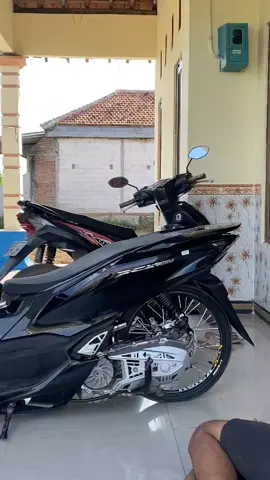 #fypシ゚ #pcx160ล้อ17แต่งสวย🇹🇭 #pcx160 #pcxthailand 