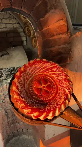 It Just Came Out of the Tandoor… and It’s a Work of Art!”#TandoorBread #BreadThatWows #HandcraftedMagic #BakingArt #FoodTok