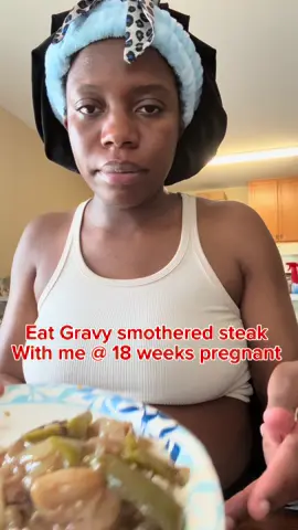 Eat with me a meal I requested smothered  🥩 #southernfood #18weekspregnant #eatwithme #mukbang 