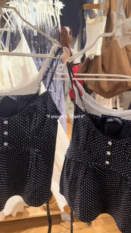 peak girlhood 🎀 pov when two easily influenced girls go shopping… #fyp #brandymelville #nyc #soho #brandymelvillehaul #girlhood #retailtherapy 