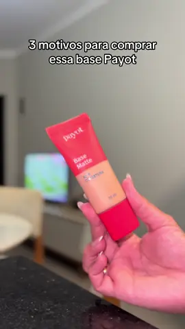 Base Matte Payot é tudo o que você precisa para uma pele perfeita e sem esforço! 😍✨ 1️⃣ Alta cobertura e acabamento matte impecável. 2️⃣ Resistência à água e longa duração – fica com você o dia todo! 3️⃣ Fórmula hipoalergênica e sem parabenos, porque sua pele merece o melhor! 💖 Comente 'Eu quero' e eu te envio o link direto para garantir a sua! 🔥 #BasePayot #PelePerfeita #MakeQueDurabilidade