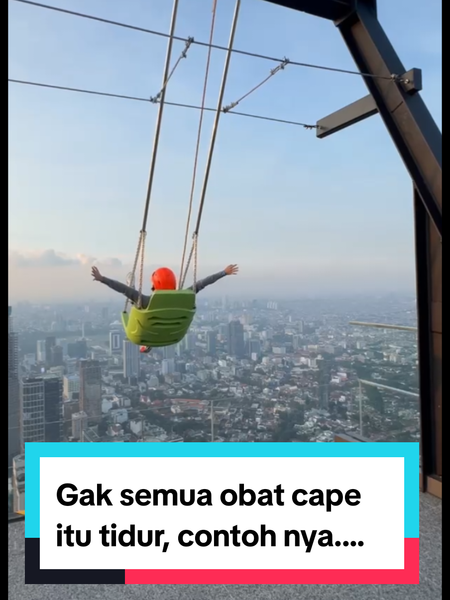 Kadang obat nya healing atau nyantuy ya ges yaaa... #healing #ayunan #99thfloor #skybuilding #thamrinnine #refreshing #fyp #foryou #sky #sunset 