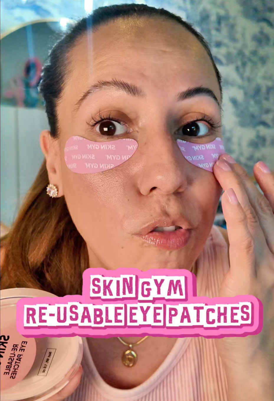 The Skin Gym Reusable Eye Patches are your skincare upgrade—pop them in the fridge, pair with your favorite serum, and watch puffiness and tired eyes disappear. They’re eco-friendly, easy to clean, and made to reuse again and again. No waste, just glow #ReusableEyePatches #SkinGymGlow #UnderEyeCare @skingym 