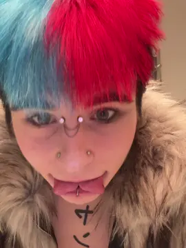 #tattoo #piercing #alternative #splittongue 