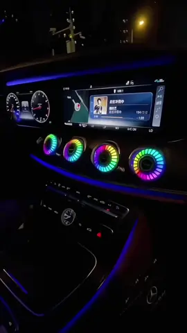 Đèn led rgb nháy theo nhạc toả hương có đế trang trí ô tô,bàn làm việc... #denlednhaytheonhac #denledthongminh #denledtrangtri #phukienoto #dochoioto #trangtrioto #viral 