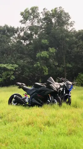 Thakurgao 1 pis R15 v3 👹@RAKIN   #bdtiktokofficial #bikelover #1millionaudition #foryoupage #fypシ #gixxermonotone #r15 #r15v3black 