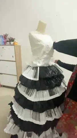 bikin gaun dari barang bekas☺️#fyp #tiktok #barangbekas #fashion 