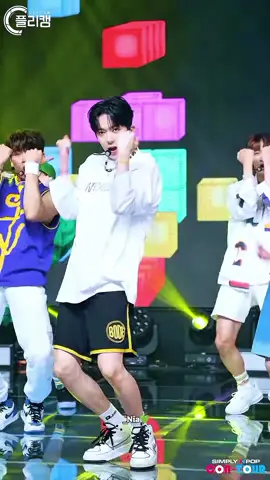 klo posting 1 mnt gini rasanya nanggung bgttt, tapi klo lebih dr itu bakal di mute sm tiktok wkwkwk.. YECHAN AHH🥰💚 #yechan #shinyechan #for_x #OMEGA_X @OMEGA X 