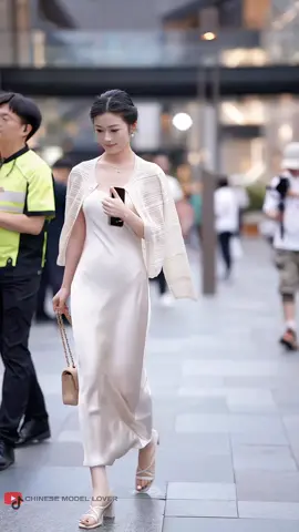 #chinesestreetfashionstyle #beautifulchinesegirls #chinesemodellover 
