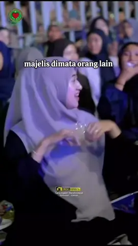 🤍🕊️✨ #majelissholawat #majlis #zahirmania #azzahir #majelisan #majlisazzahir #trend #sholawatan #sholawat #sholawatnya_bikin_adem 
