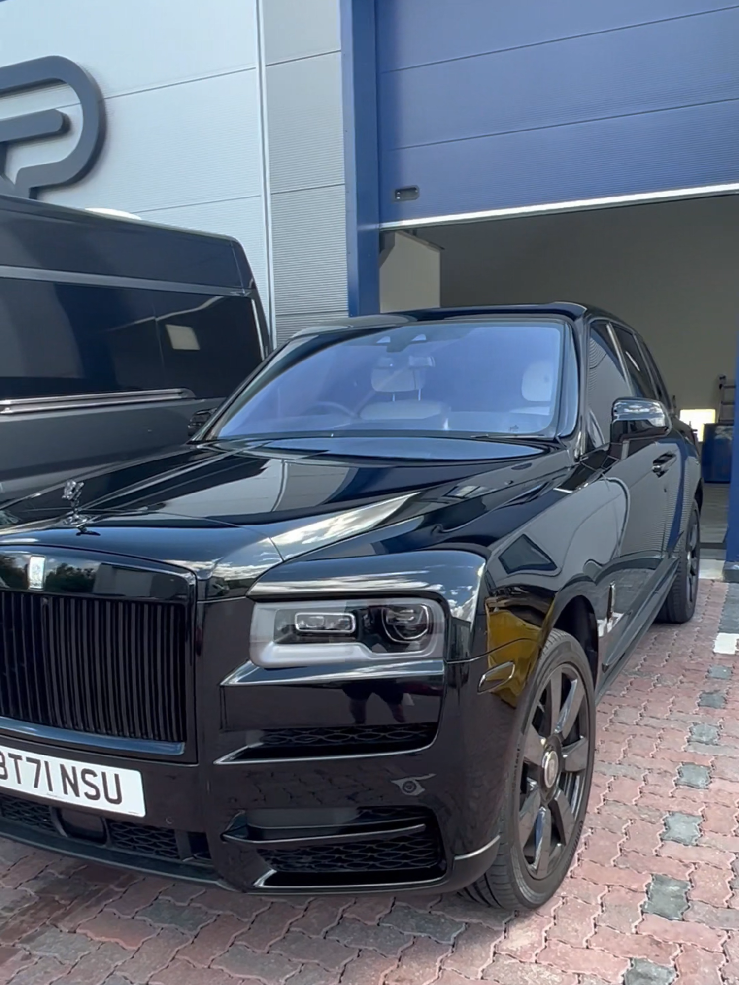 For this Rolls-Royce Cullinan, the client wanted to replace the bright factory chrome with a sleek black finish, giving the car a more modern, assertive look while keeping everything refined and in line with the vehicle’s luxury. We finished it off with front end Paint Protection Film, ensuring the paintwork stays flawless against stone chips, road debris and everyday use. Watch the full process unfold... every detail done properly, thanks to the team! 📧 - sales@prestige-graphics.co.uk 📲 - WhatsApp - +44 7867 410697 ☎️ - 01622 522101 #PrestigeGraphics #PPF #SelfHealing #VehicleProtection #PaintProtectionFilm #VehicleWrapsKent #PPFExperts #RollsRoyceCullinan #Dechrome #FrontEndPPF