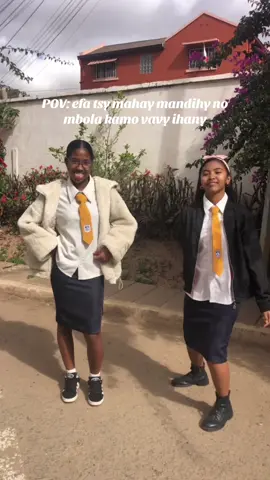 @tatasika<<<  love uu tena🥺😭😂🥰#creatorsearchinsights #malagasy🇲🇬 #foryoupage❤️❤️ #pourtoi #fyp #fypシ゚ #fyppppppppppppppppppppppppppppppppppp #tiktokgirl #for #foryoyupage 