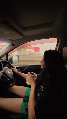 වැස්ස ⛈️coffee☕️driving🚗ලස්සන සින්දුවක් 🎵🎶කියන්නෙම වෙනම feeling එකක් ❤️🥺😍love this vibe ✨😍#fyppppppppppppppppppppppp #viral #tiktok #foryoupage❤️❤️ #foryoupage #trending #ffypシ #srilanka #sinhalasong #likes #comment #rain 