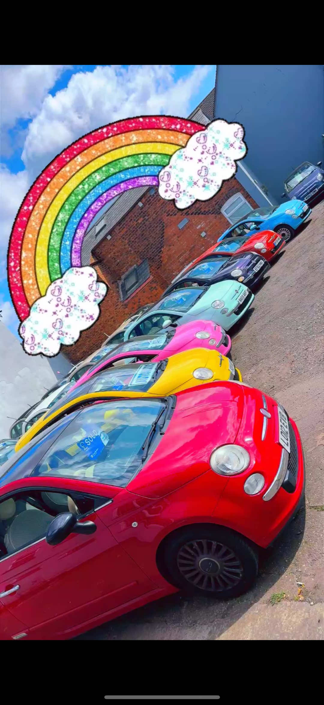A Rainbow of cars 🌈 #rainbow #Fiat #500 #tastetherainbow #cheapcar #firstcar #bargain #learner #skittleslove #creatorsearchinsights 