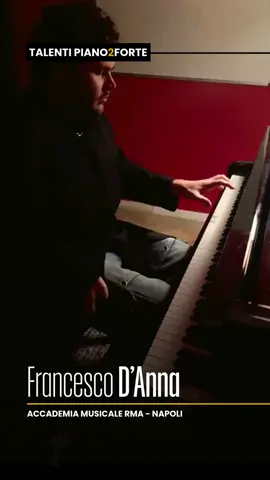 Oggi celebriamo Francesco D'Anna, talento dell'Accademia RMA di Napoli, non nella sua accademia ma a Vasto. Questa tappa si svolge in favore dell'Istituto San Francesco di Vasto della Fondazione Padre Alberto Mileno ETS. Di Francesco, seguito dal suo insegnante Francesco Lettieri, ci ha colpito il suo essere emozionante, vibrante manifesto di libera espressione, talentuoso, caparbio e umile. Ringraziamo Lisa Starnini, direttrice dell'Accademia RMA di Napoli, il sindaco di Vasto Francesco Menna e tutta l'amministrazione comunale per aver accolto immediatamente l'esigenza di poter disporre del loro patrocinio per una location di prestigio assoluto. #piano2forte #accademiarma #napoli #vasto