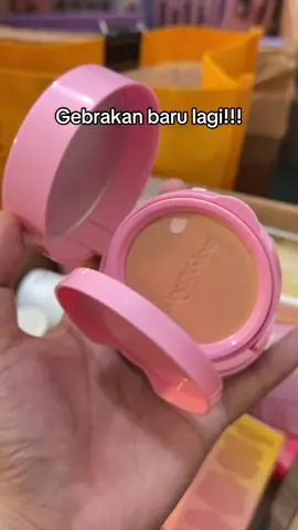 #glad2glow 