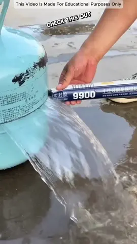 This Sealant Stops Water Instantly_ 💧😲  #foryoupage #trending #Innovation #viral #LifeHacks #amazing #tiktok #sealant 