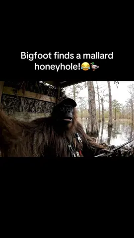Duck hunting takes a turn for the worst!😂👮‍♂️ #bigfoot #bigfootvlogs #fyp #veo3 #foryoupage #louisiana #duckhunting 