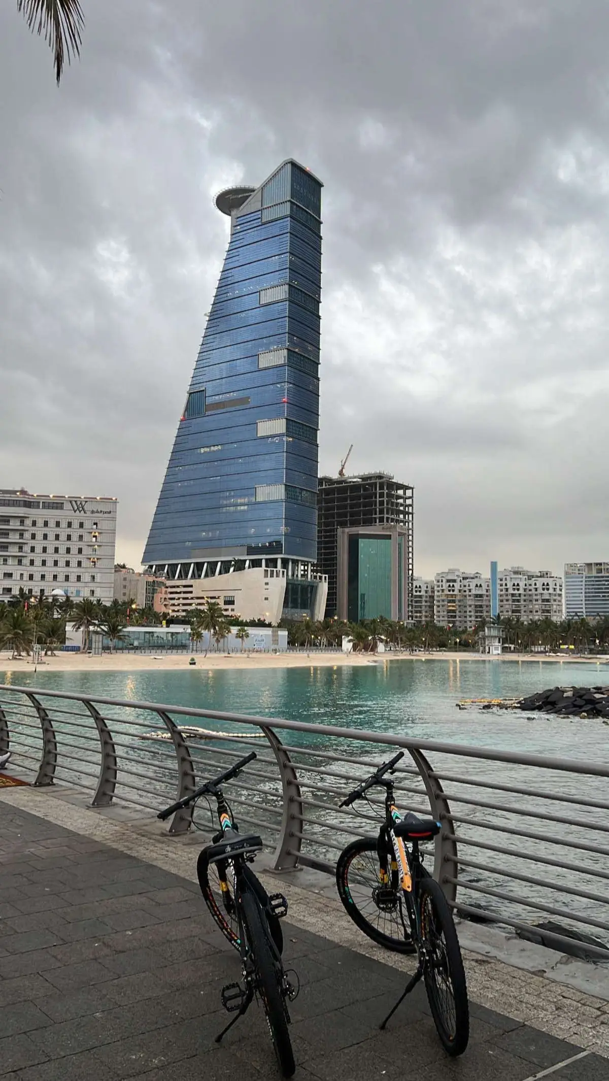 #explore #ged #jeddah #Vlog #trend #coffee #4u #foryou #abha #جدة #بحر_جدة #جده #جده_غير #جدةtiktok #جدة_الآن #هواجيس #ليل #الليل #قمر #قمرا 