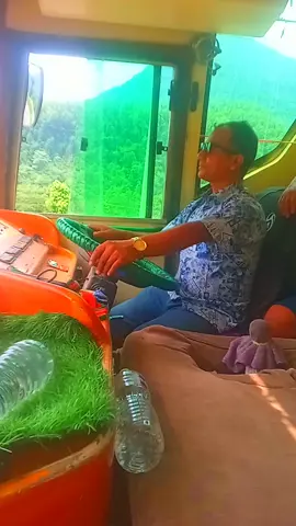 #भोर्लेटार देखि काठमाडौं सरर एसि गाडी #