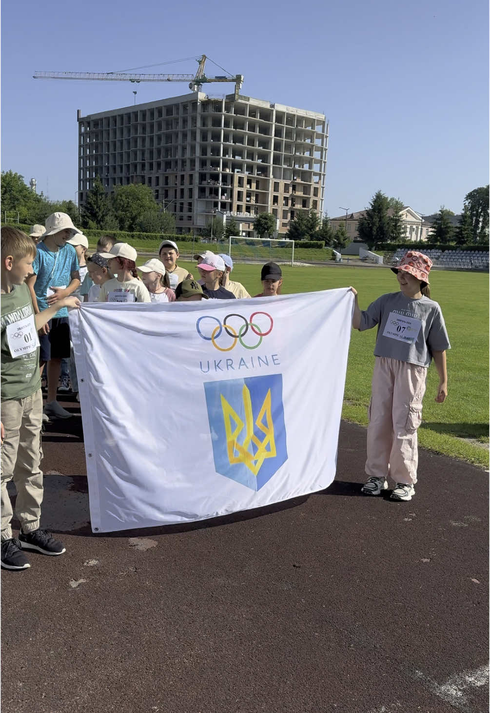 Сьогодні стартував дитячий спортивний табір SPORTLAND  Доєднуйтесь !  16-27 червня 2025  9:00-13:00  У програмі табору:  ✅ щодня новий вид спорту ✅ командні ігри та естафети ✅ цікаві відкриття про світ спорту ✅ багато руху, нових друзів та позитивних емоцій Професійні тренери, безпечне середовище та організований простір для активного відпочинку — усе, щоб ваші діти були в захваті! 📞 Деталі та реєстрація — 097 037 82 42  Організатор: Управління у справах сім’ї, молоді, фізичної культури та спорту.