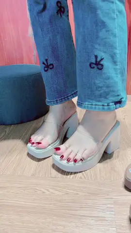 Xuồng quai trong cao 8cm #reviewgiaydepgiare #viralvideo #xuhuongtiktok #giàycaogót #gotquaitrong 
