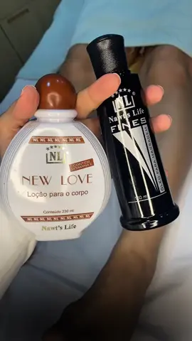 ✨ Pele saudável, toque suave e cuidados profundos com a natureza 🌿💆‍♀️ Conheça a combinação perfeita: Loção New Love + Óleo Fines da Nawts Life Cosméticos! 💚 💧 LOÇÃO NEOLOVE Com textura leve e rápida absorção, é ideal para hidratar profundamente e acalmar a pele. 🌸 Rica em ativos naturais que deixam a pele macia, protegida e revitalizada. 🌿 Benefícios: ✔ Hidratação intensa sem pesar ✔ Ação calmante e nutritiva ✔ Ideal para peles sensíveis ✔ Aroma suave e relaxante 💎 ÓLEO FINES Um blend poderoso de óleos vegetais preciosos que nutre, regenera e promove brilho natural da pele. 🌿 Benefícios: ✔ Restaura a barreira natural da pele ✔ Auxilia no tratamento de dores musculares  ✔ Pode ser usado na cabeça para tratar enxaqueca  ✔ Toque seco e fragrância marcante 🌱 Cuide de você com o melhor da cosmética natural e consciente. Sua pele merece esse carinho! 💚 #nawtslifecosmeticos #LoçãoNeolove #ÓleoFines #BelezaNatural #SkincareConsciente #HidrataçãoNatural #CosméticoVegano #BelezaComPropósito #Autocuidado #nawtscosmeticos #nawtscosmeticosnotiktok #CuidadosComAPele #PeleSaudável #RotinaDeBeleza #NaturezaNaPele