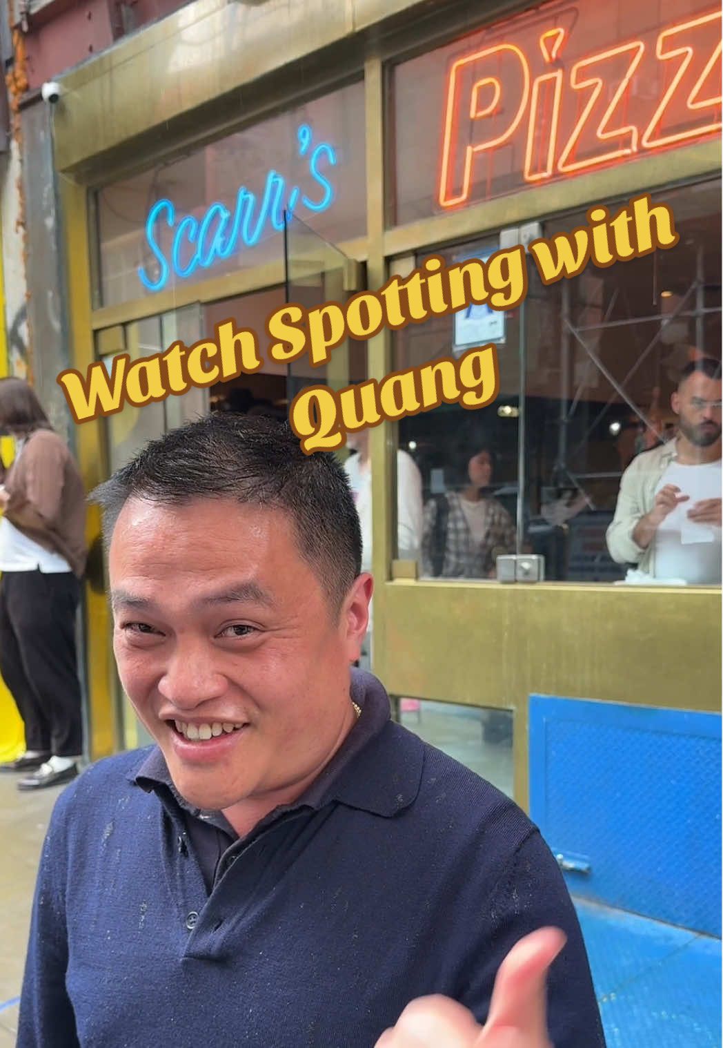 Quang shows us another Patek Philippe from his collection, this time on the Lower East Side. #watchtok #patek #patekphilippe #scarrspizza #lowereastside #pateknautilus 
