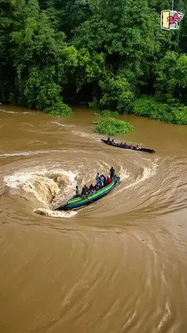 #tiktoklive  #disasters #collapse #fyp #tiktok #ai #mountain #tik_tok #tiktoklive #tiktoknews #destruction 