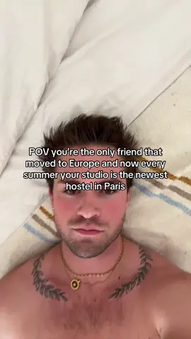 my water bill is 10x thanks to these girls  #eurosummer #hostel #travel #comedy #foryoupage #americansineurope #girls #paris 