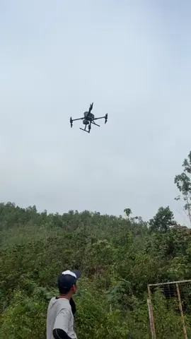 Chưa nhận bằng lái máy bay nên anh em Vietflycam cho bay tự động hết ạ  #vietflycam #m350 