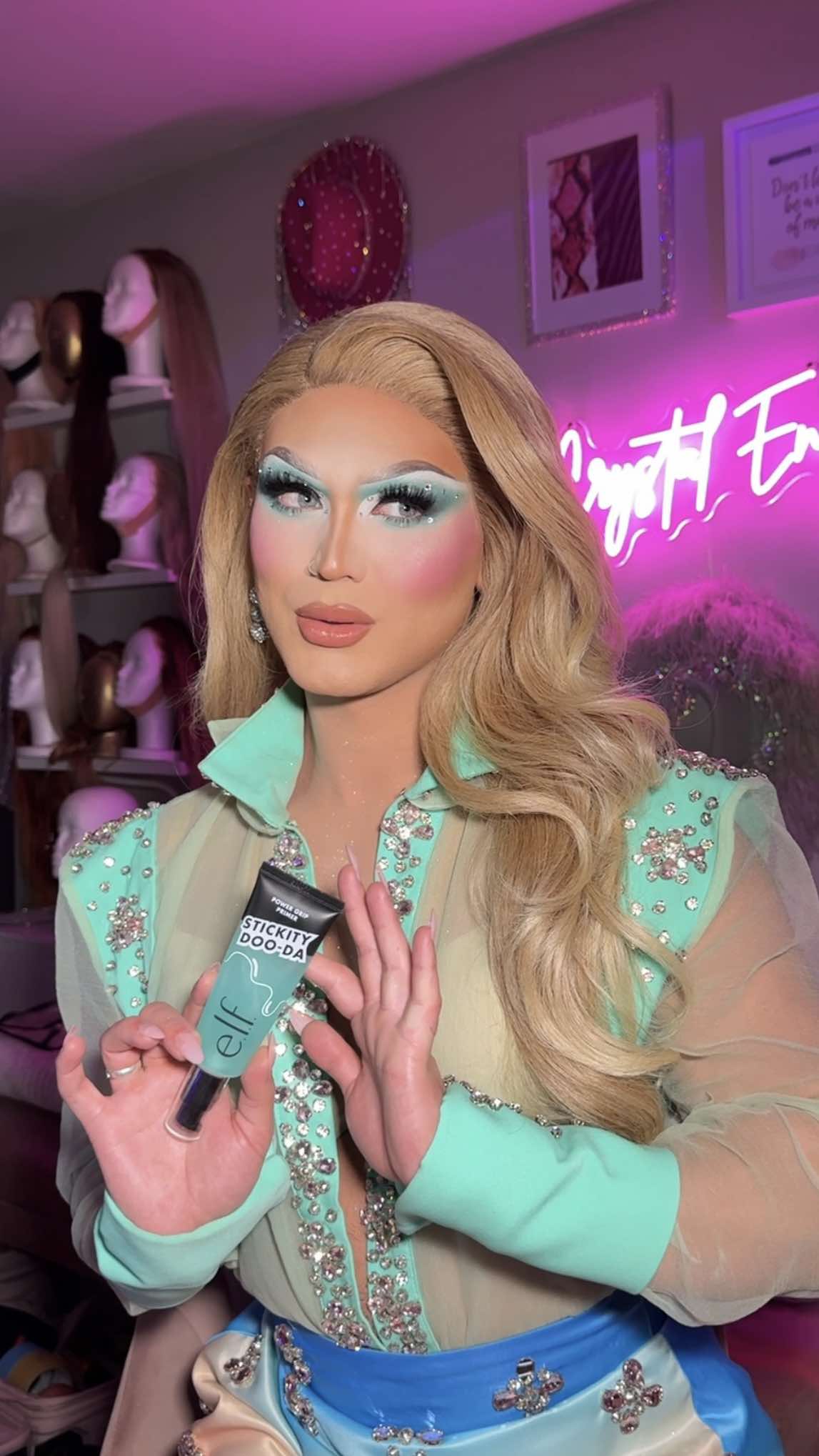 Jumbo drag calls for a JUMBO Primer! #elfPartner @e.l.f. Cosmetics new JUMBO Power Grip Primer is definitely giving the Diamond Experience. 3x the size of the original for only $24! #elfcosmetics #powergripprimer 💎💦