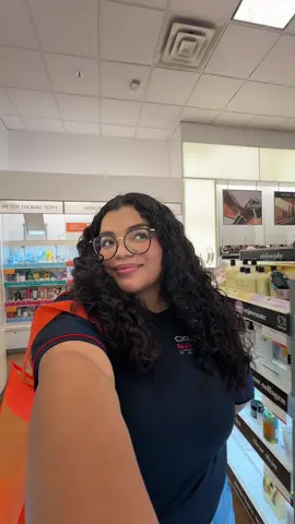 Post-facial glow without the spa price? Say less! I stopped by @Ulta Beauty to check out the @beautybio shelf and stock up on my faves—the GLOfacial Pore Cleansing Tool has been a game changer for smoother, hydrated skin. And the ZenBubble Gel Cream? Soothing, weightless, and perfect under makeup 🫧 Oh—and the entire Beauty Bio line is 30% off right now 👀 Run, don’t walk! #beautybio #gifted #glowyskin #ultabeauty #facialathome #glowroutine #cleanbeauty #skincaretools #dewyskin #skincaremusthaves #latinasinbeauty #selfcareday #spaathome #zenbubble #glowfacial #BeautyTok #ultaexclusive 