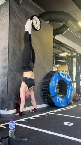 SIGHHHH excuse my lack of posting, my back still hasn’t healed so I’m just reminiscing at this point 😔 #fyp #foryou #GymTok #fitnessjourney #calisthenics 