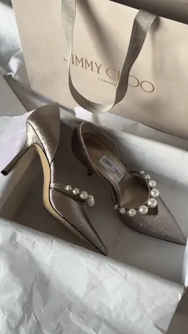 my new heels by @Jimmy Choo ✨🥂 #rec #elbruso #recommendations #fyp #вреках #graduation #jimmychoo #jimmychooheels #Love #рек 