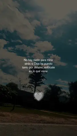 Enfócate en tí#motivacion  #reflexiones #palabrassabias #frasesdelavida 