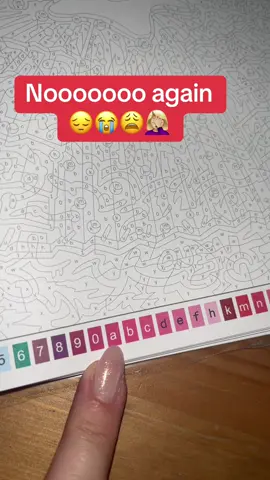 And again… they look quite the same to me 🤦🏼‍♀️😭😩🙈 i need to be creative now #hachette #hachetteheroes #hachettedisney #coloriage #coloriagemysteredisney #alexandrekaram #jérémymariez 