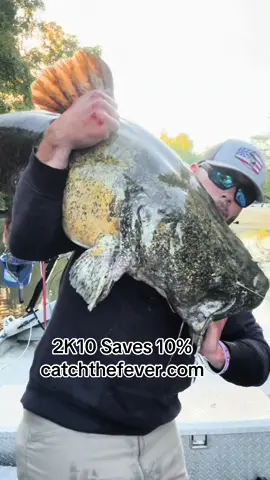 Catching River Monsters! #fishing #fishinglife #catfish #catfishing #bigfish 