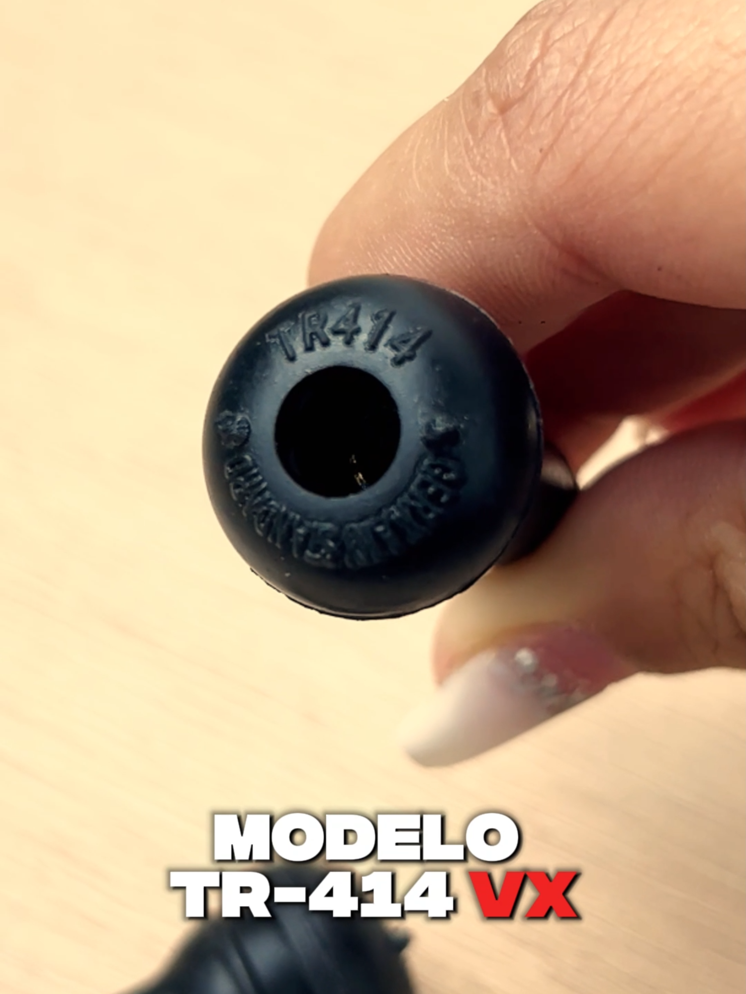 Na hora de trocar o pneu, não esqueça do bico! A gente vende a válvula TR-414 VX, ideal pra pneus sem câmara — segura, confiável e prontinha pra você levar junto com seus pneus novos. #pneus#valcula#bico#fy#carros#fretegratis#automotivo#piloto#pneunovos#tirestore#automotivo