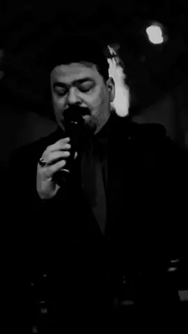 تعال بحضاني اني بيك تخبلت . . . .. . #تعرف_شنو_احساس_القلب_من_يسمع_اسمك #زيد_الحبيب #اغاني_عراقيه #اغاني_حب #Sing_Oldies #ستوريات_انستا #تصميم_فيديوهات🎶🎤🎬 #ستوريات #fyp #foryou  #تعال_بحضاني_لك_اني_بيك_اتخبلت 