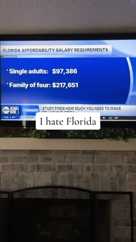 Why yall wanna move to florida ill never understand 😭 its ghetto here 🙅🏼‍♀️ #florida #fyp #costofliving #trump #usa #trendingnow #news #postthecontent 