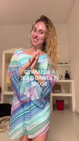 In love with the colors of this dress ughhhhhh stunning #grwm #solotravel #OOTD #ootn #outfitinspo #outditideas #depop #greecetravel #greekislands 
