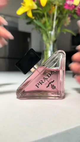 Conscious beauty 😌💖 @pradabeauty @sephora  #PradaBeauty #GiftedByPradaBeauty #PradaFragrances #PradaParadoxe #PradaRefills #WorldRefillDay