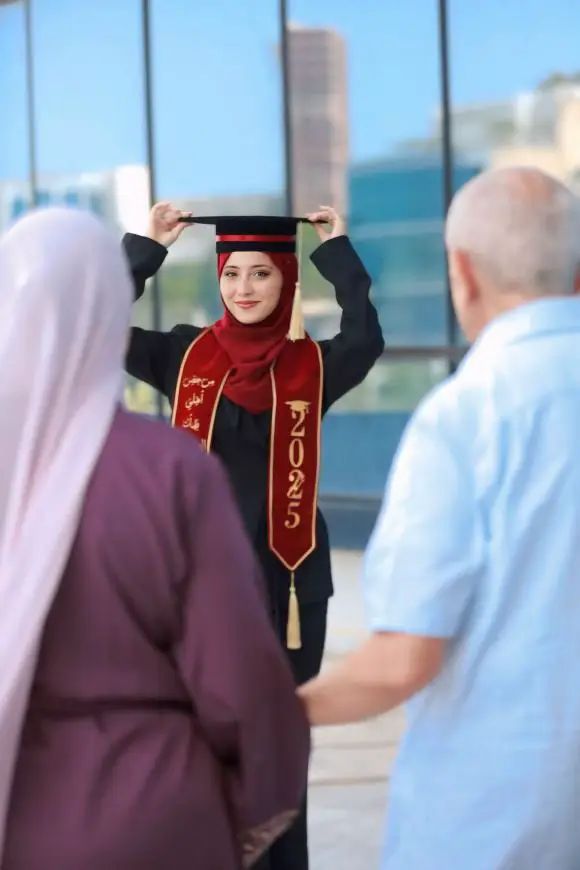 صورتنا اليوم لا توثق لحظة تخرجي فقط، بل تخلد عمرًا من الحب والتعب  والتربية نجاحي منكما ولكما … شكرًا من القلب🫀❤️ 📸: @foufo nina🦋🦋🦋 @Alae_Photoghraphy  #graduation #خريجة #2025 #explore #fyp #foryoupage #itfc #الجزائر🇩🇿 #الجزائر🇩🇿_تونس🇹🇳_المغرب🇲🇦_فلسطين🇵🇸 #صحافة_وإعلام 