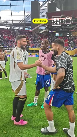 Old friends reunited 🤍💙 #FIFACWC 