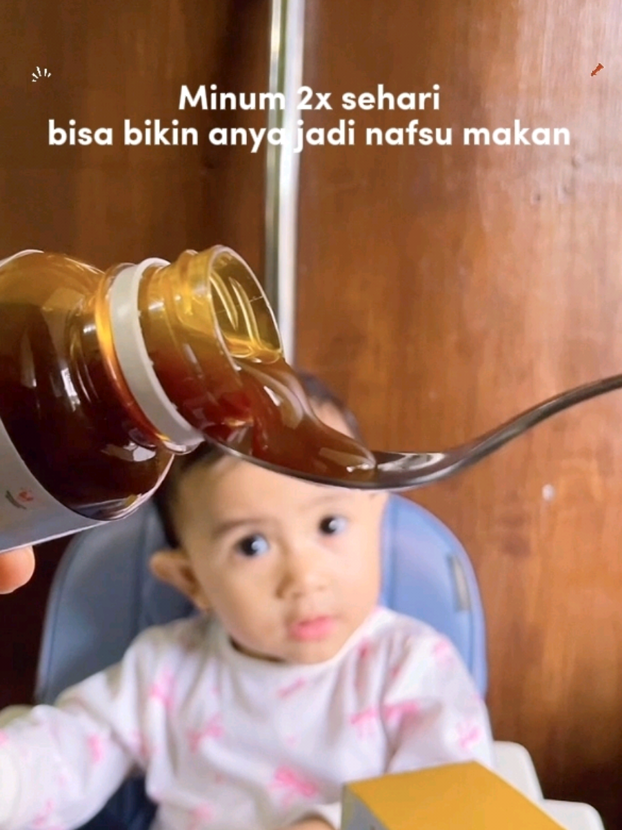 Anakku jadi doyan makan banget sekarang alhamdulillah , sebelumnya makan tuh yaampun deh . #sohoneyjr #sohoney_jr #nafsumakananak #solusianakgtm #vitaminanak  #vitaminsohoneyjr #anakmakanlahap #anaklahapmakan #anaklahapmakan #bayilucu #anakgtm #gtm #30harireviewproduk #satukontentiaphari 