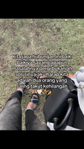@𝐫𝐟𝐧𝐬𝐲𝐡𝐡🚀 @Rr🐝 #fyppppppppppppppppppppppp #katakata #lewatberanda #viral #trend #foryoupage #bahanswmu #foryou #estetik #fotolive #story 